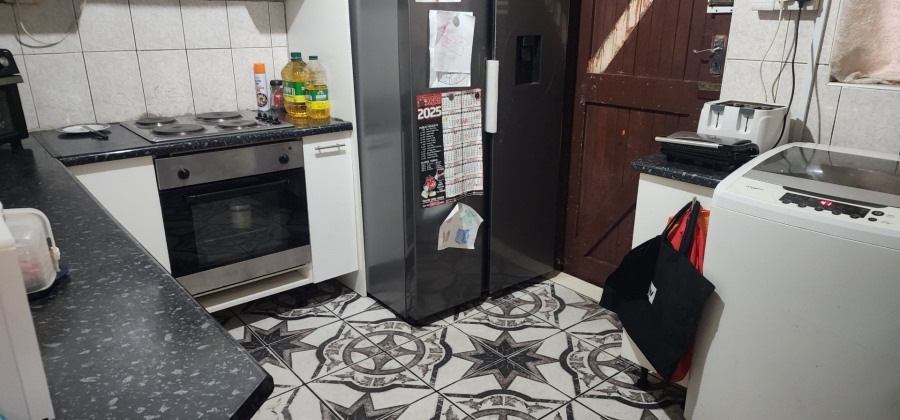 4 Bedroom Property for Sale in Avonwood Western Cape